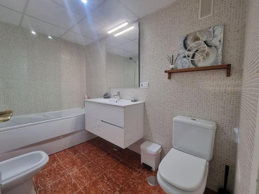 טורמולינוס Apartamento Centro Y Playa מראה חיצוני תמונה